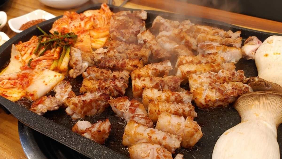 삼겹살 지글지글